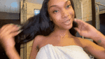 Shemale gets it herself